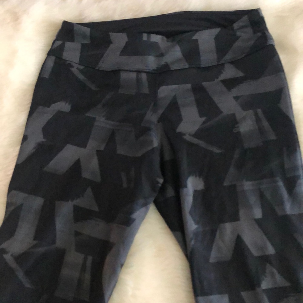 Adidas crop leggings